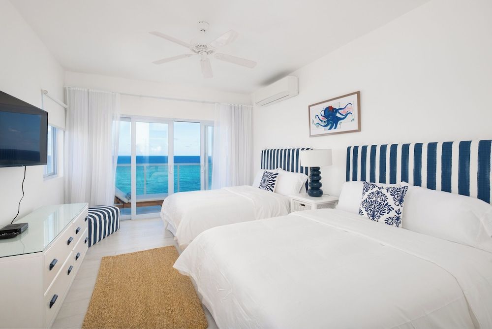 Blue-sky penthouse 2