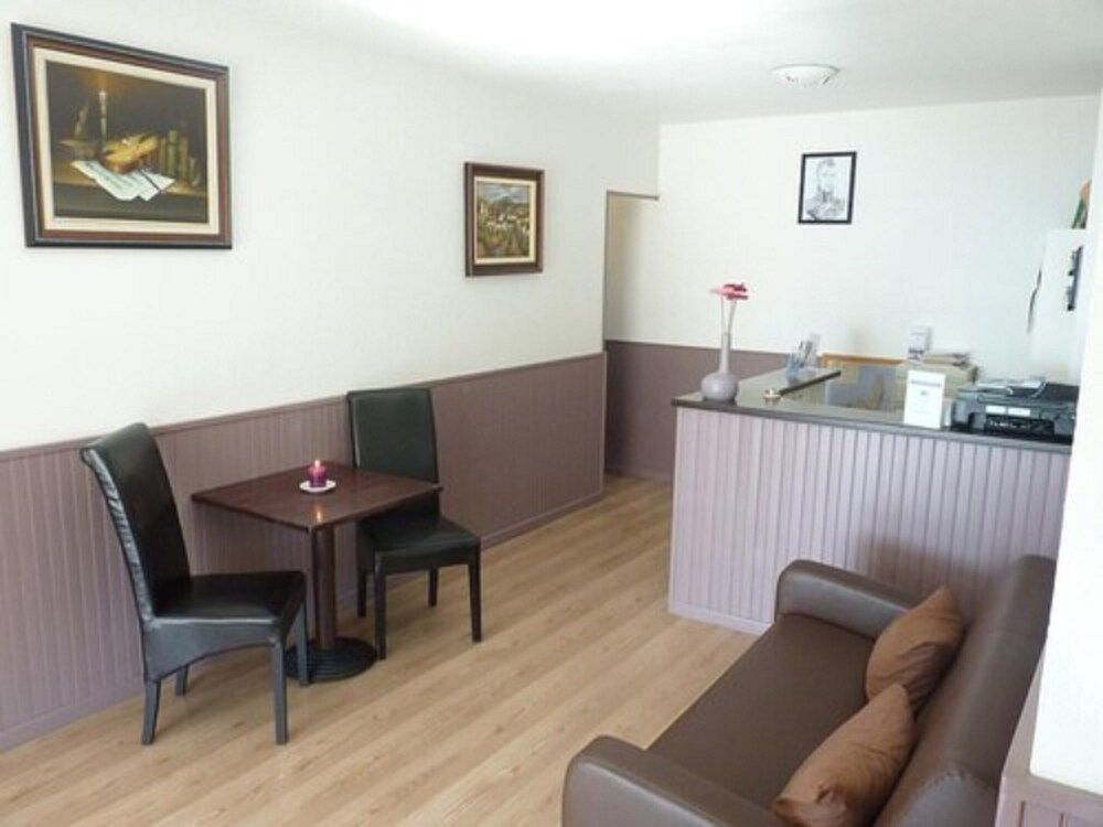 Hotel Alata 2