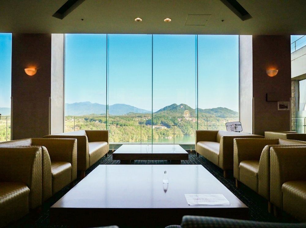 Enakyo Onsen Hotel Yuzuriha 1