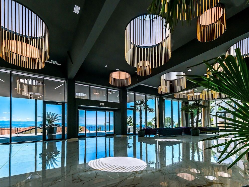 Grand Hotel Adriatic II 2