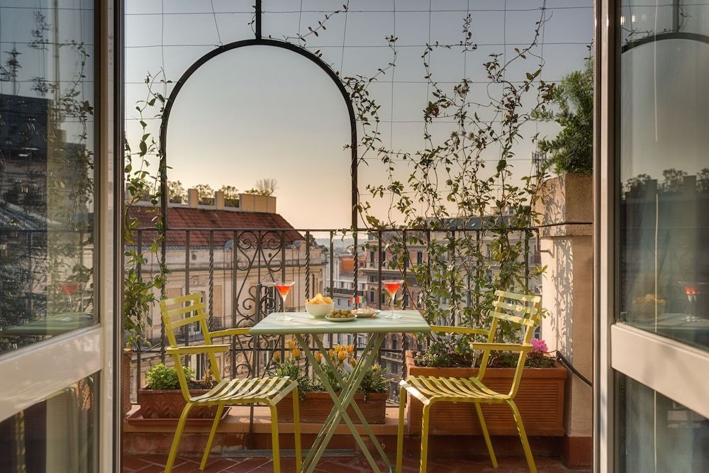 Tritone Top House 1