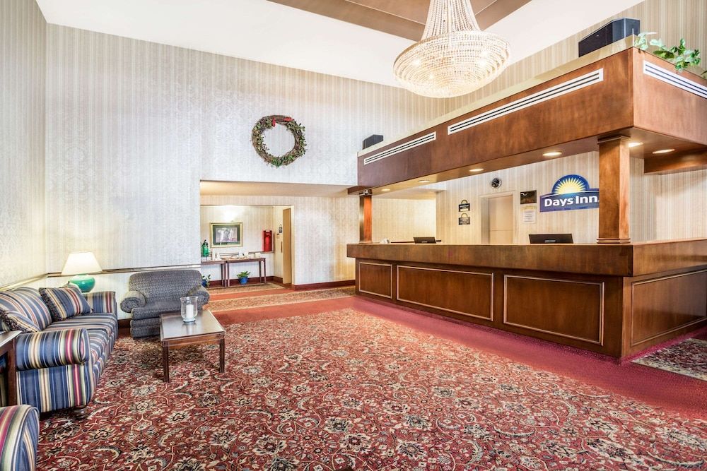 Days Inn by Wyndham Westminster 2