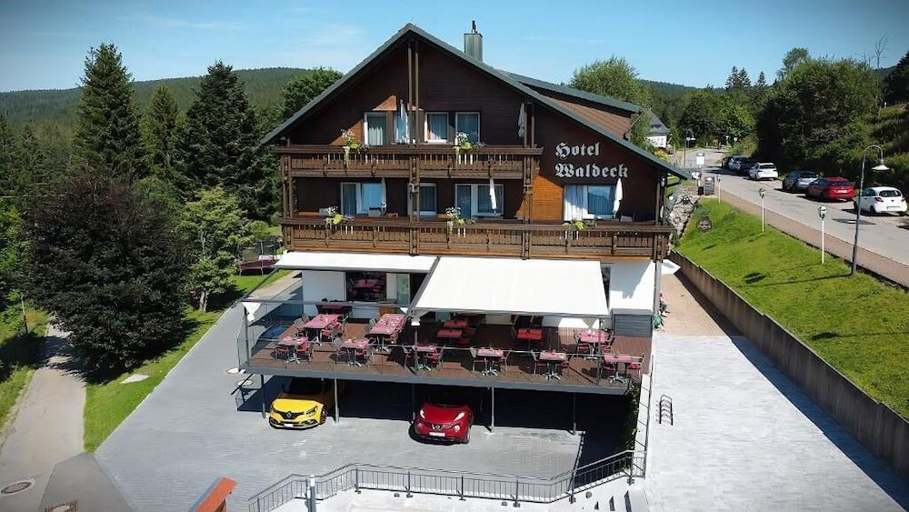 Hotel Waldeck mit Restaurant "Florian'S" 1