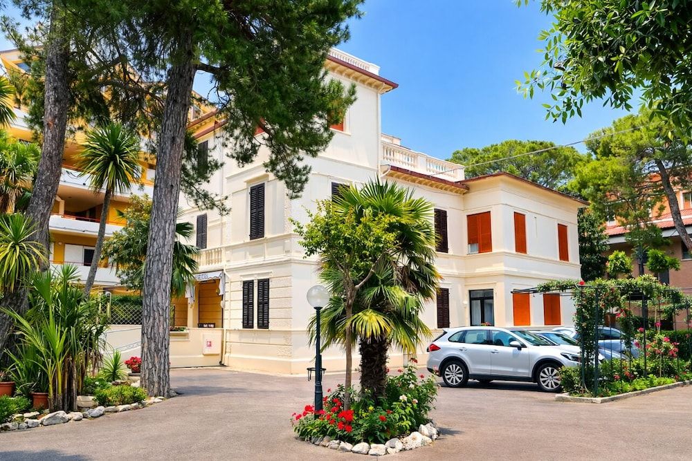 Hotel Villa Pina 1