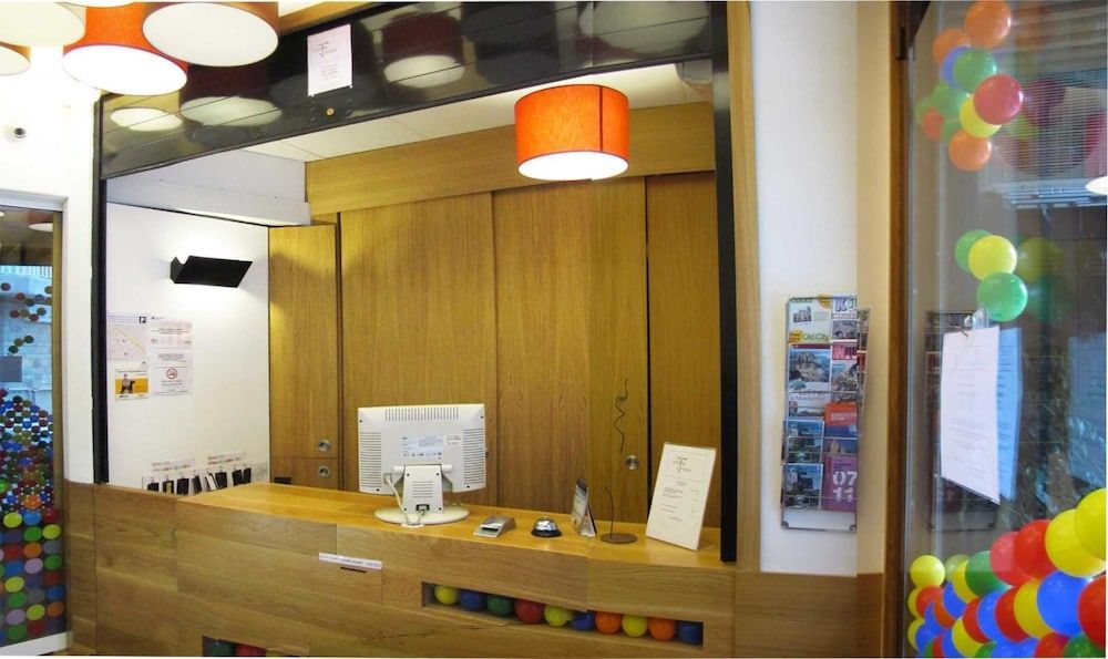 Hostal Athenas 2