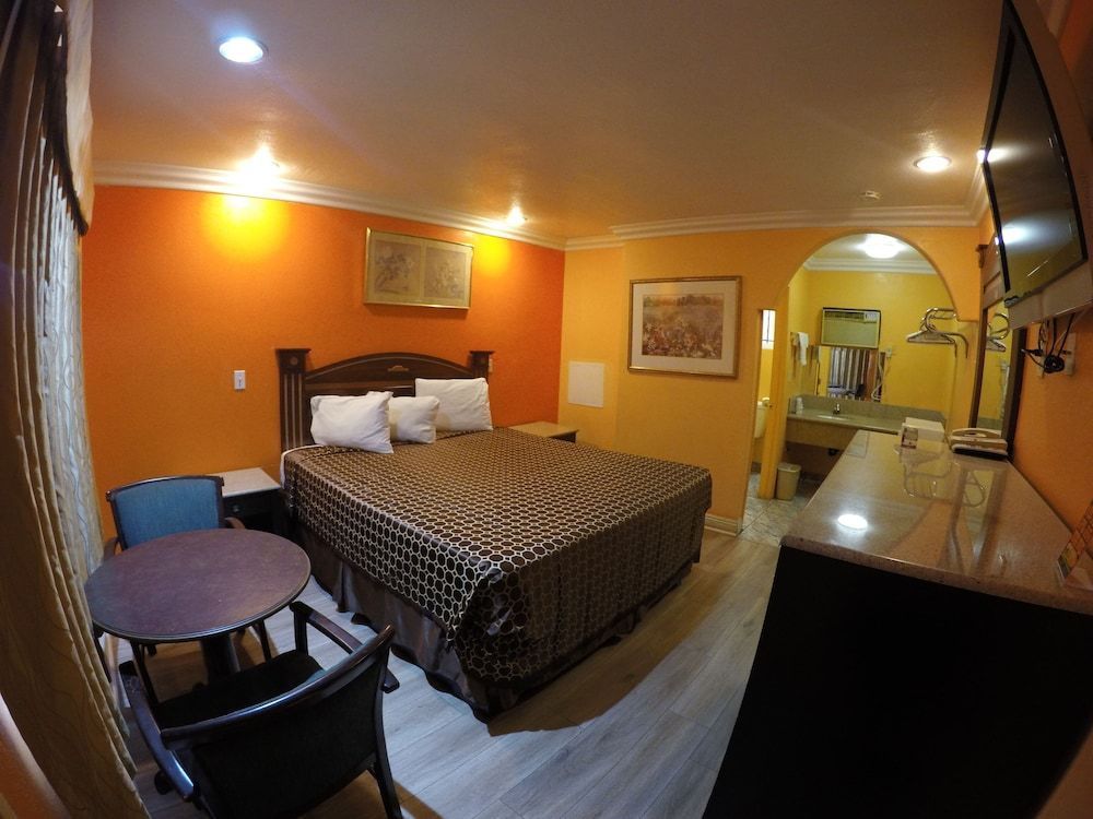 Calico Motel 1