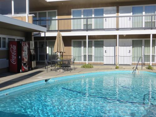 Coronet Motel 2