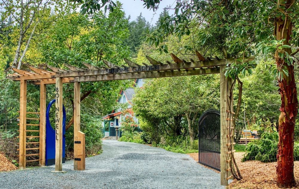 Sehome Garden Inn 1