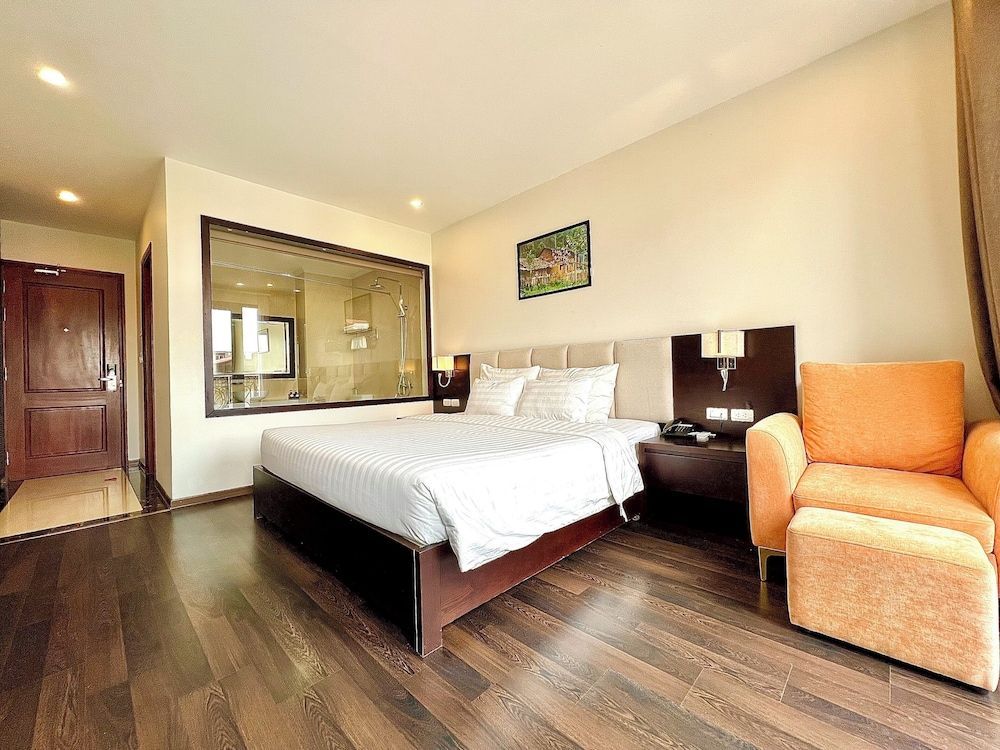 Paragon Noi bai Hotel & Pool 2