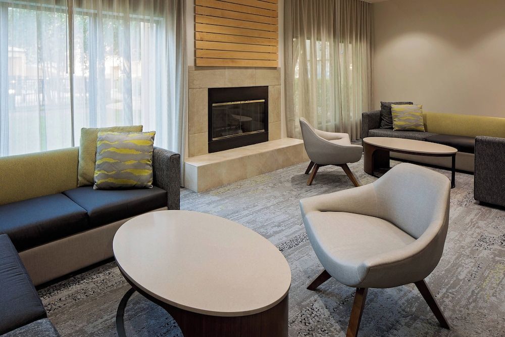 Courtyard Houston Westchase 1