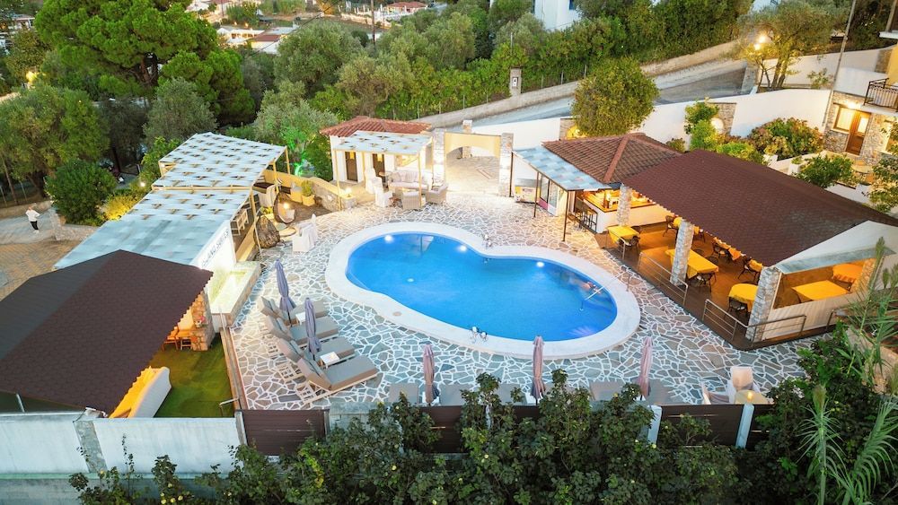 Skiathos Island Suites 1