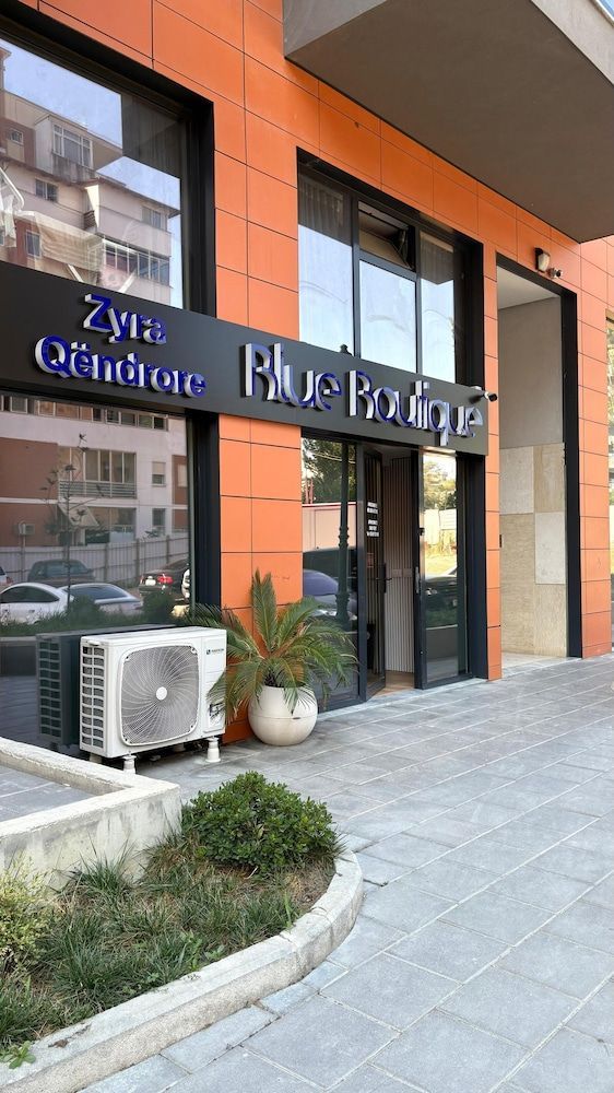 Blue Boutique Apartments 1 2