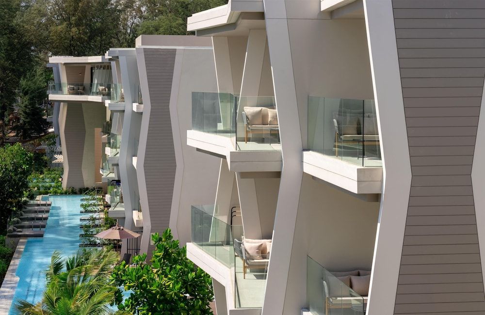 Radisson Blu Resort, Phuket Mai Khao Beach 1