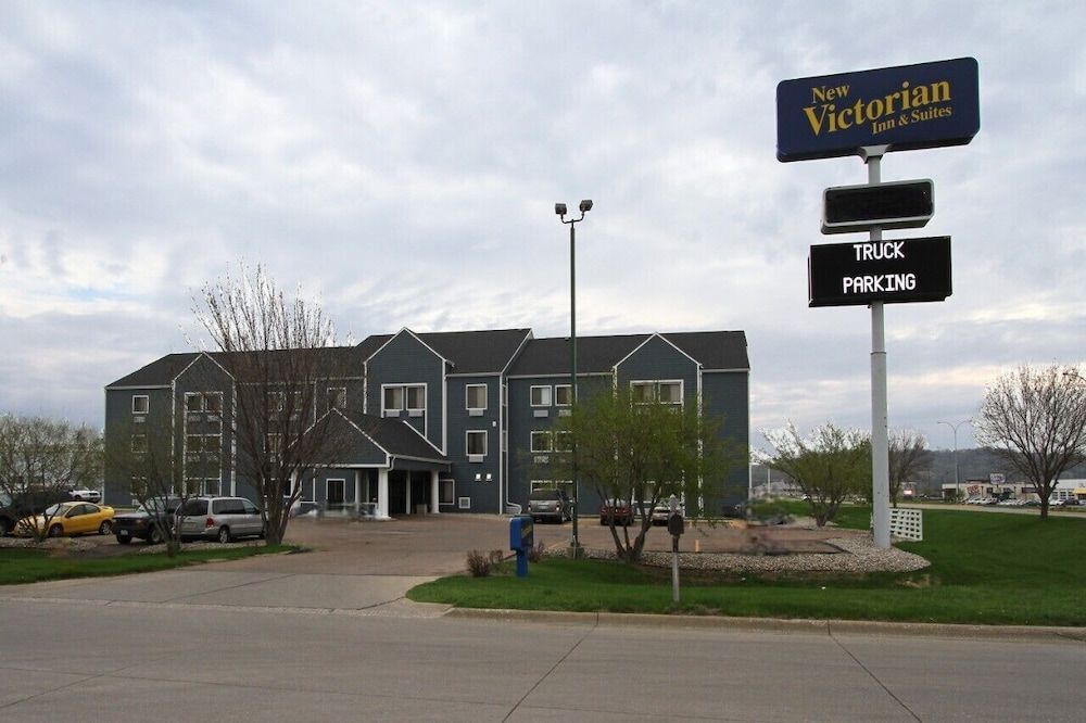New Victorian Inn - Sioux City 1