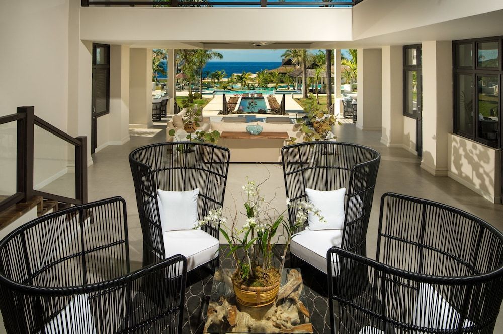 The Cliff Hotel 2