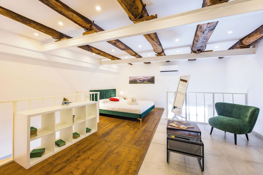 Toledo Heights by NapoliApartments 2
