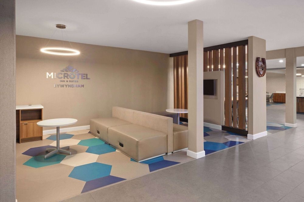 Microtel Inn & Suites by Wyndham Buda Austin South 2