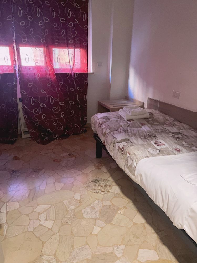 HOTEL BISSI 2