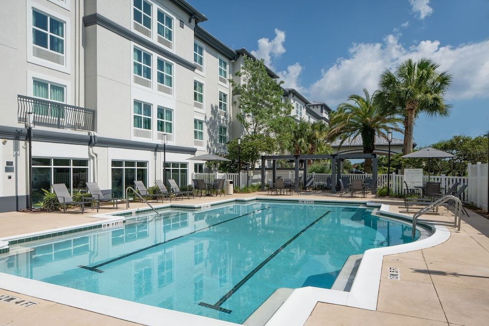 Fairfield Inn & Suites by Marriott Destin 1