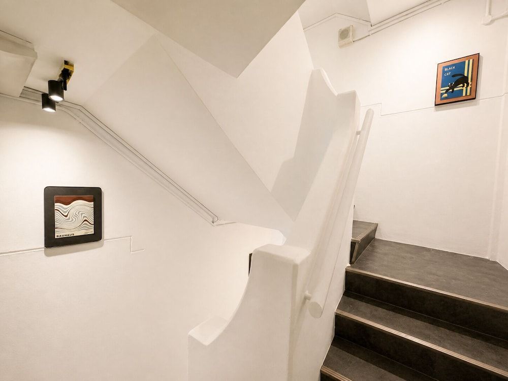 Bugis Social-Newly Renovated 2