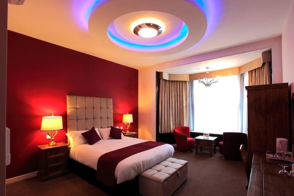The Pearl Hotel 1