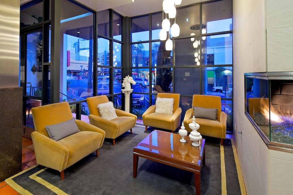 La Pensione Hotel 2
