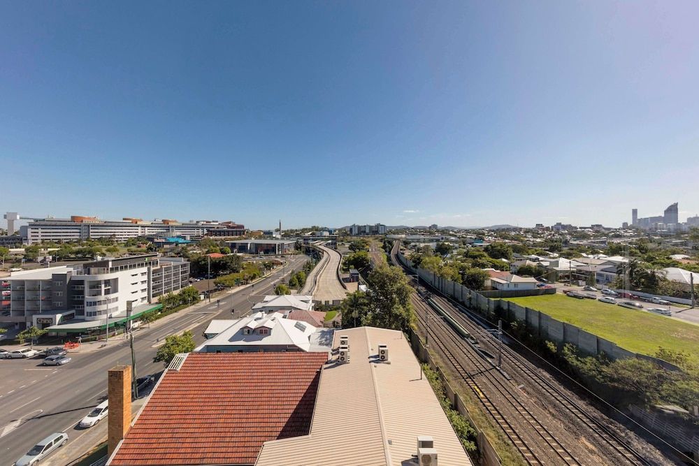 Oaks Brisbane Woolloongabba Suites 1
