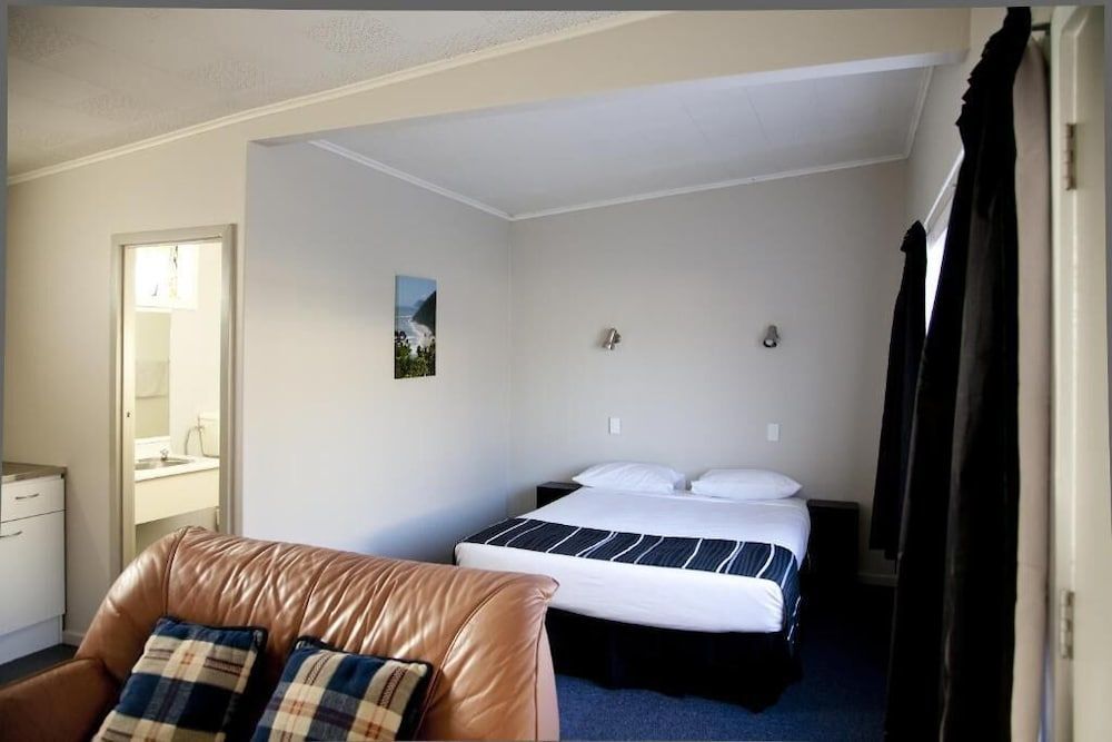 Apple Motor Inn 2