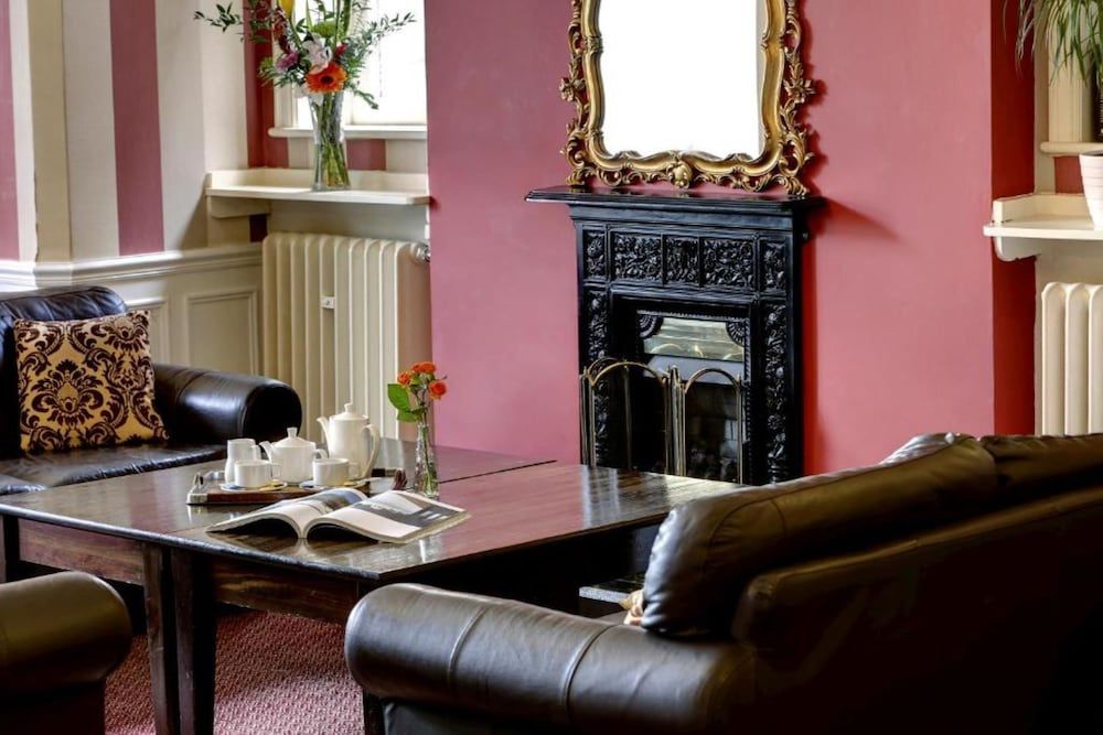Broadfield Park Hotel by Belvilla 2