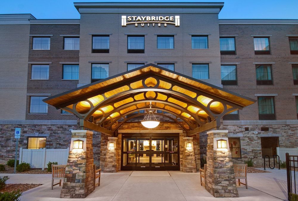 Staybridge Suites STERLING HEIGHTS - DETROIT by IHG 1