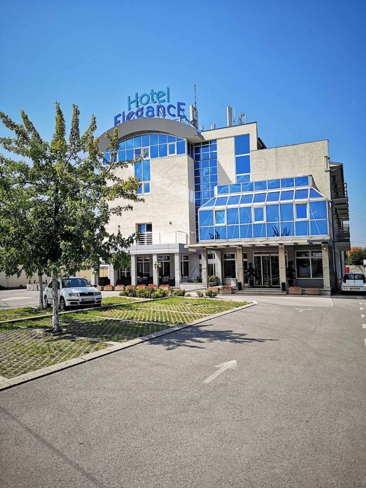 Hotel Elegance 1