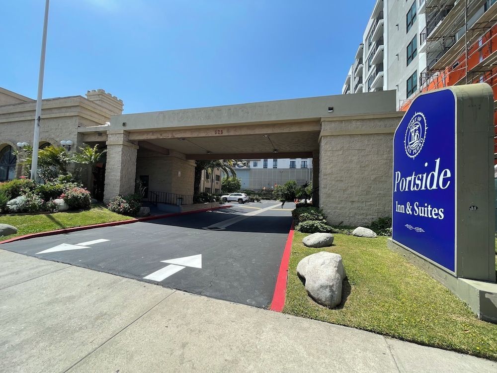 Portside Inn & suites 1