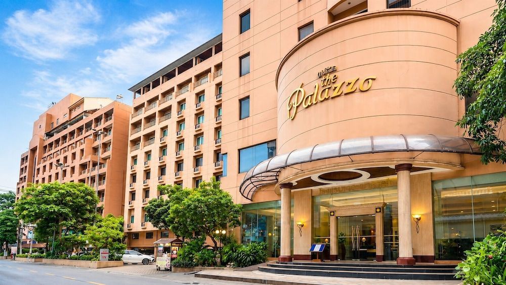 The Palazzo Hotel 1