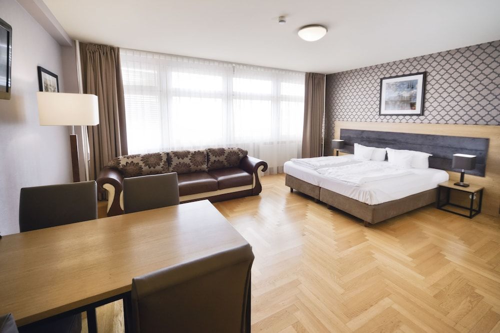 AMC Apartments - Ku'damm 1