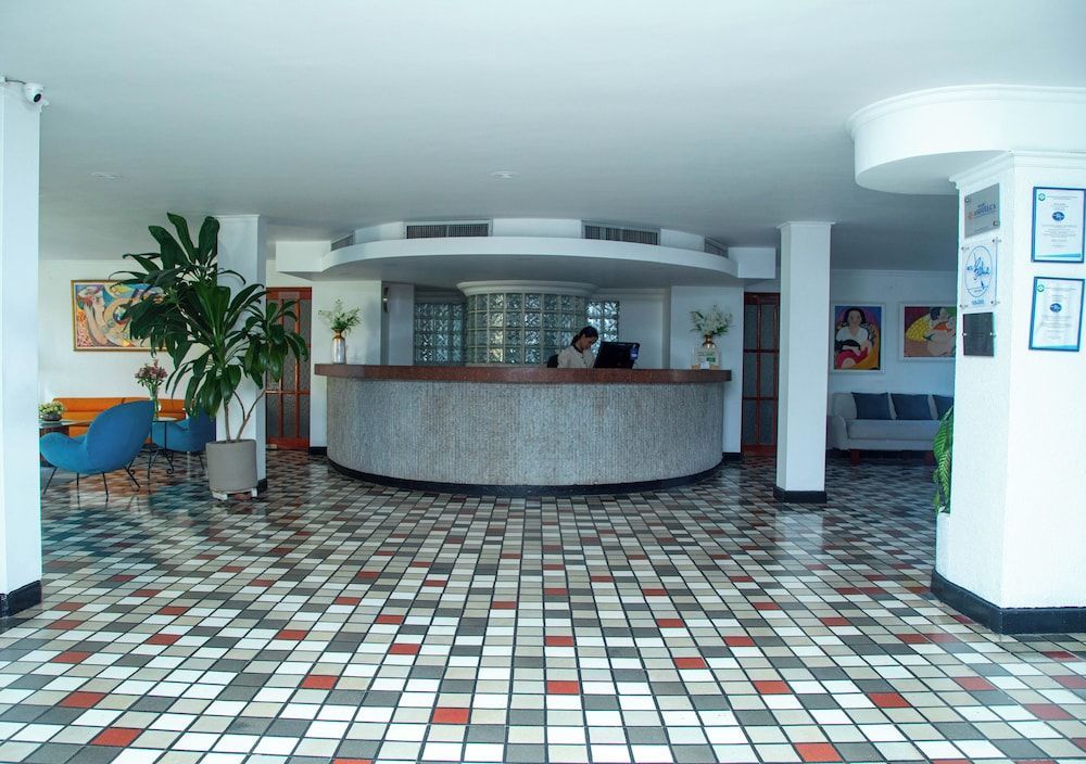 Hotel Bahia Cartagena 2