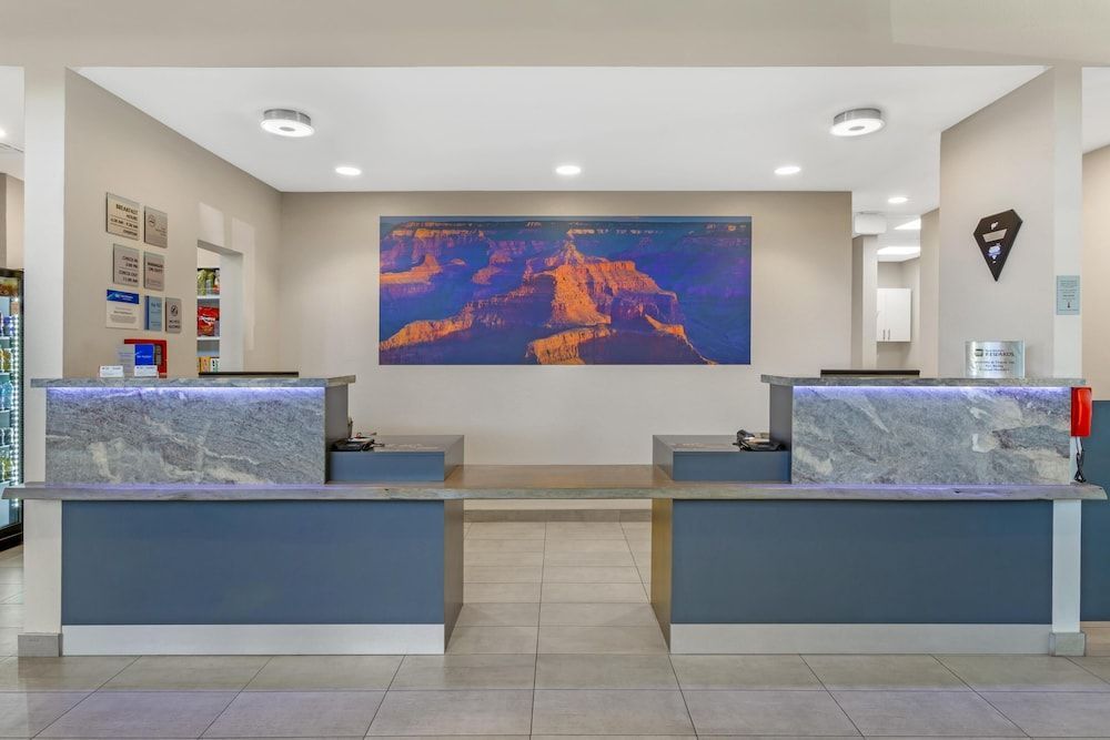 Best Western Plus Executive Residency Phoenix North Happy Valley 2