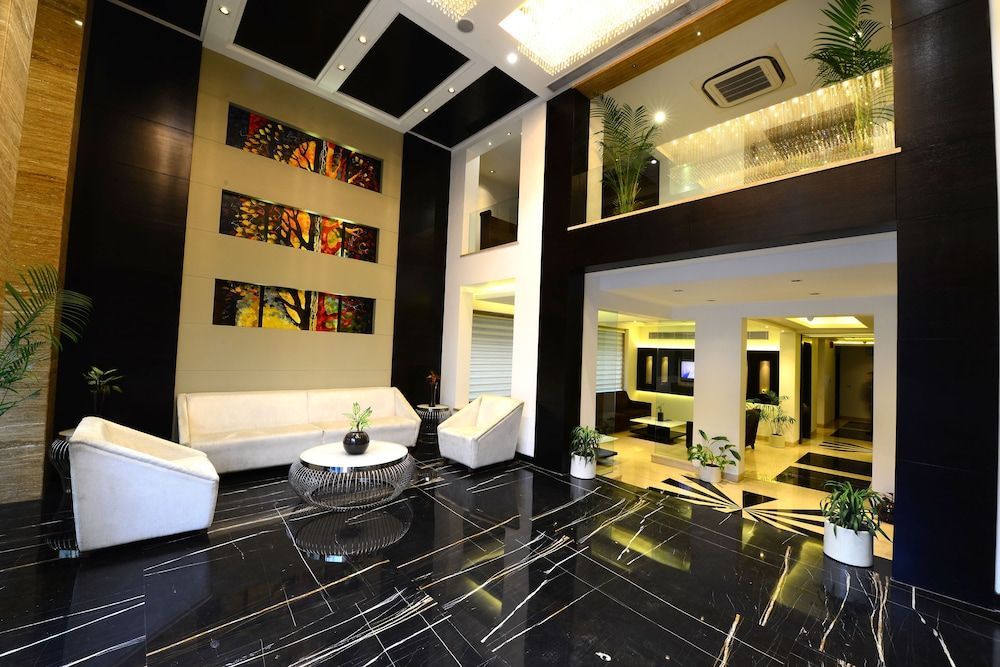 Hotel City Star, Near Connaught Place & New Delhi Railway Station, with Free Airport Pickup 2