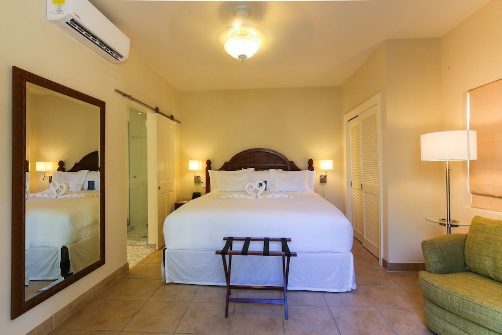 Bungalows at Windsong on the Reef 2