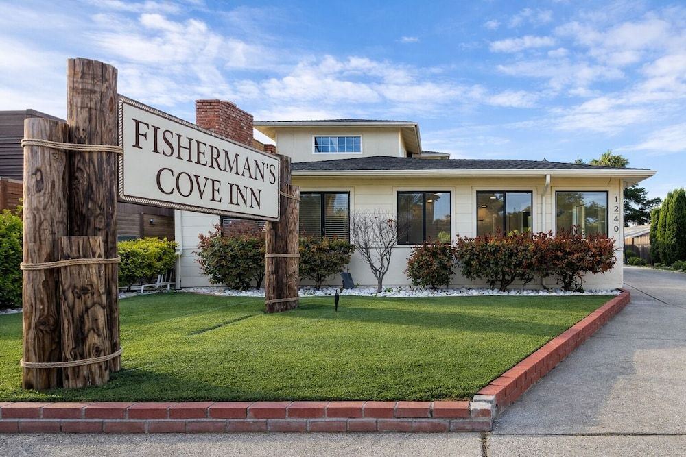 Fisherman's Cove Inn 1