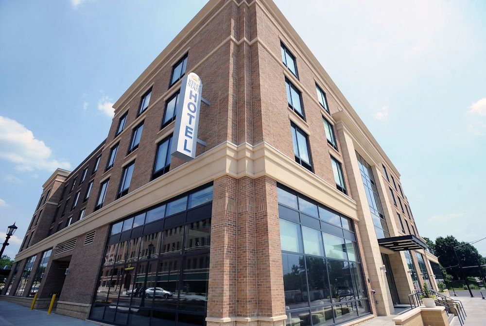 Kent State University Hotel and Conference Center 1