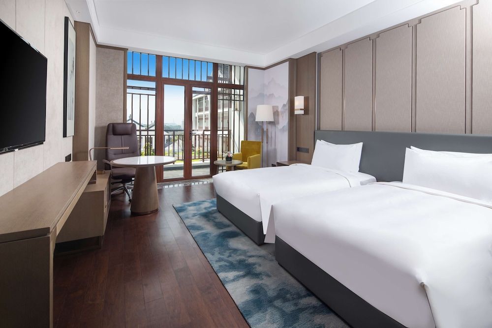 Radisson Blu Resort Wetland Park Wuxi 1