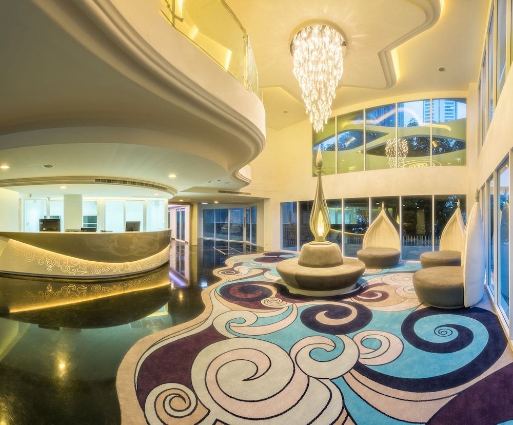 Anajak Bangkok Hotel - SHA Plus 2