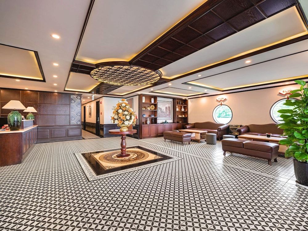 Le Journey Elegance Cruise 2