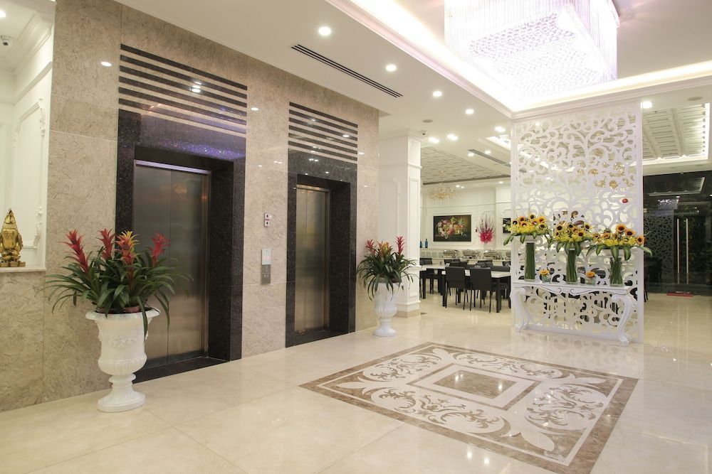 Acnos Grand Hotel 2