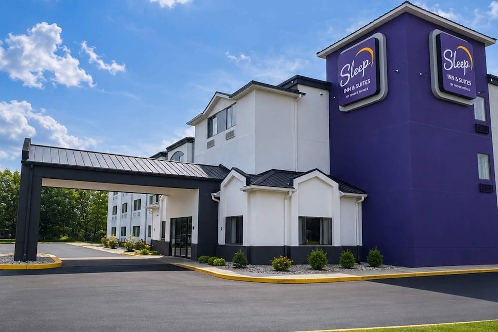 Sleep Inn & Suites Peoria North 1