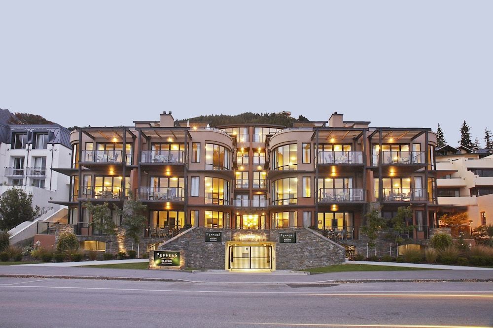 The Beacon - 2 Bedroom Luxe Apartment 2