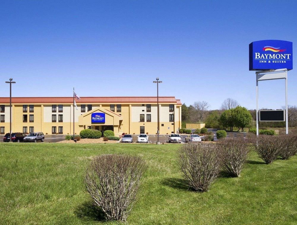 Baymont by Wyndham Crossville 1