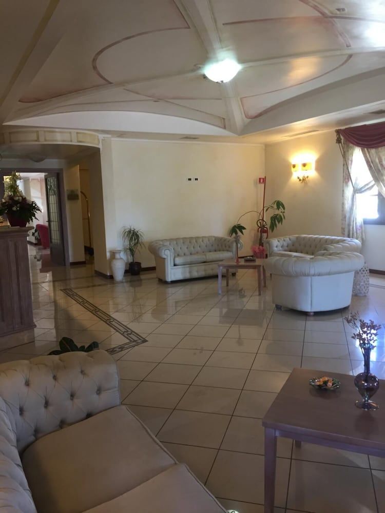 Hotel Terra Di Gallura 2
