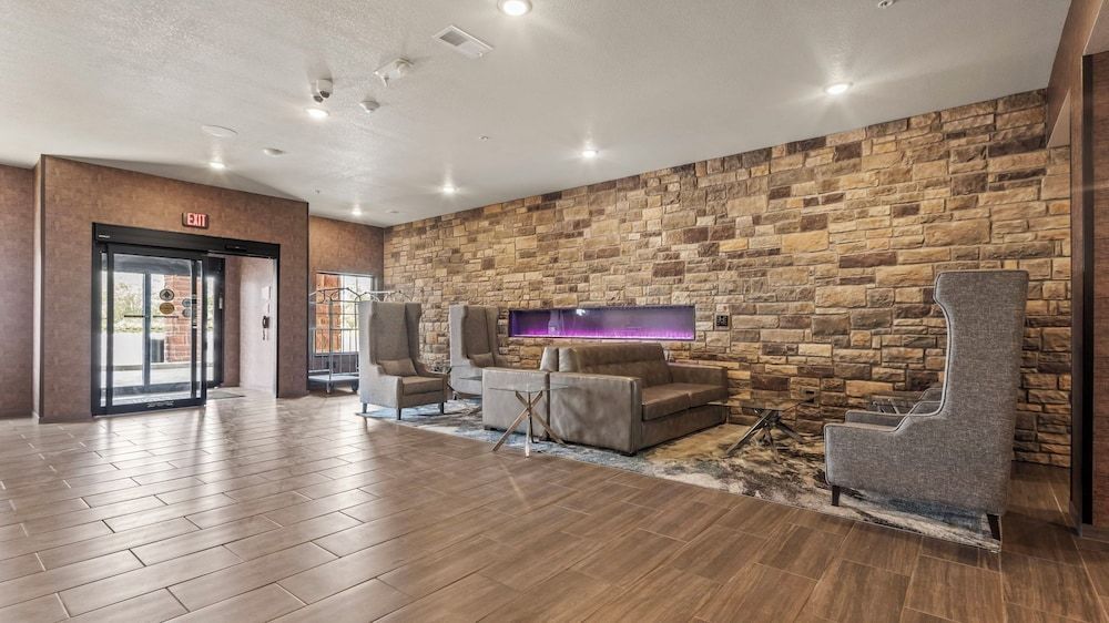 Cobblestone Hotel & Suites - Foley 2