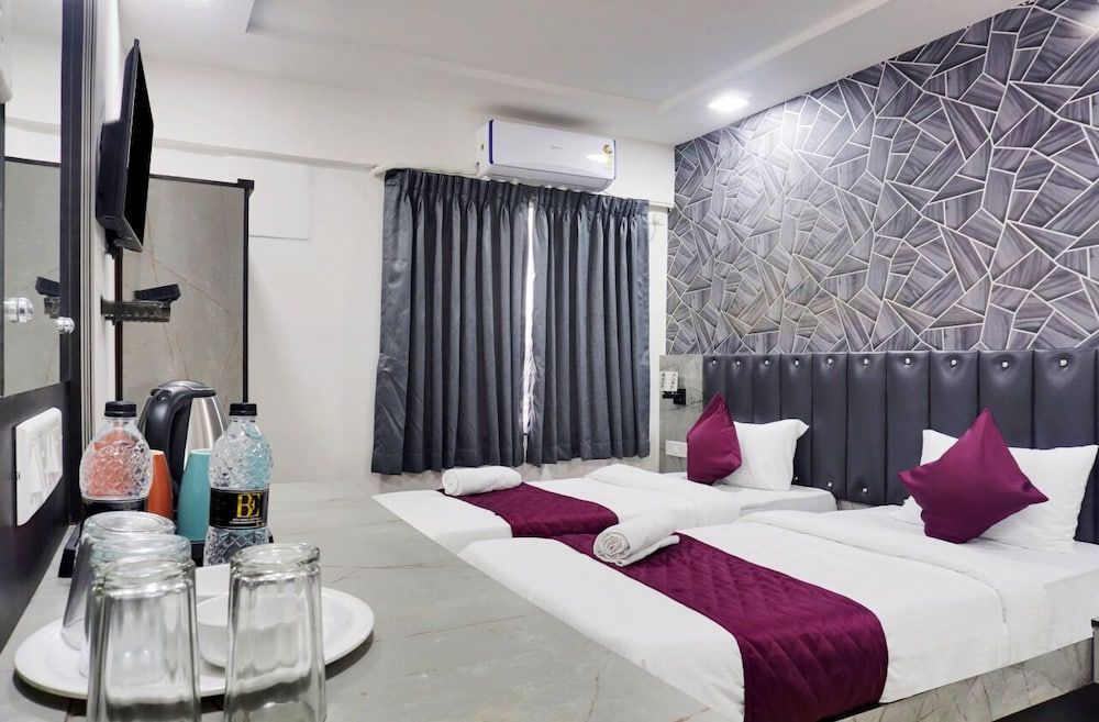 Hotel Orchard Park 1